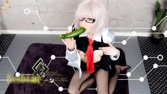 [Ladies Collection] 野菜挿入ピストンで潮炊き！先輩はナスとズッキーニ、どっちが好きですか？