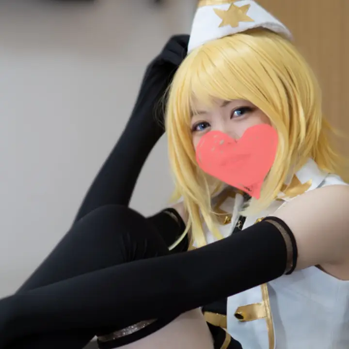 FC2-PPV-1536386 【割引中】スレンダーJDレイヤーちゃんとイチャイチャ恋人セックス最後は生中